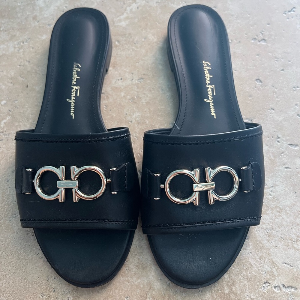 Salvatore Ferragamo Women's Rhodes Slide Sandals - Black size 5.5
